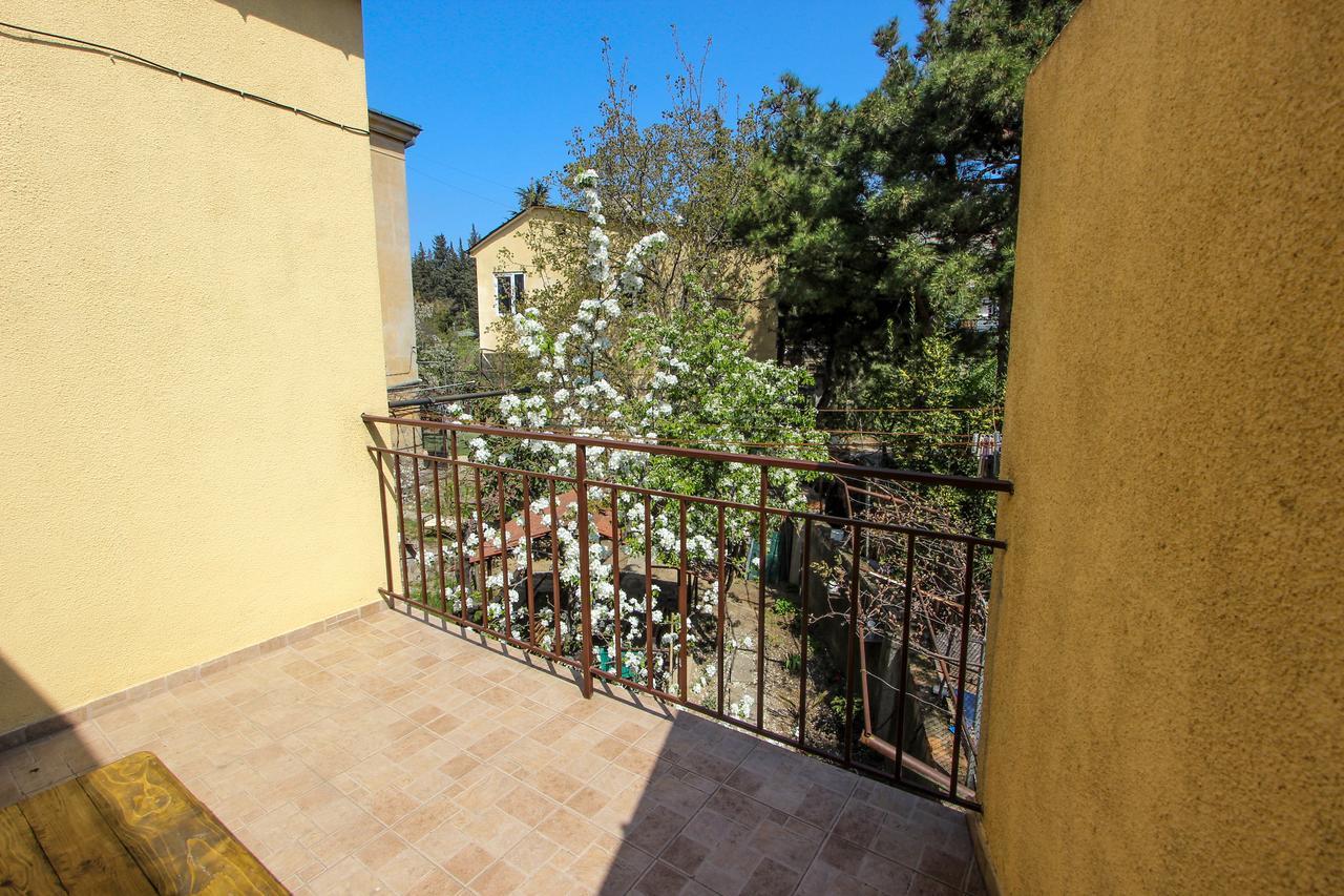 Apartment Gardens 44 Tbilisi Exterior photo