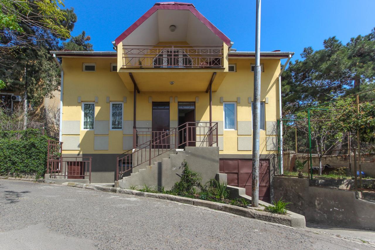 Apartment Gardens 44 Tbilisi Exterior photo