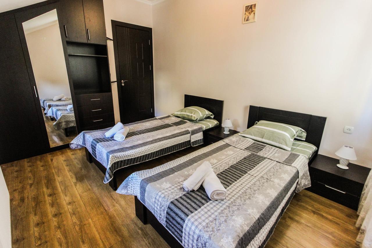 Apartment Gardens 44 Tbilisi Exterior photo